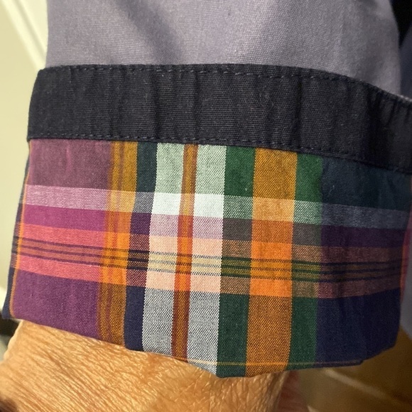 Mulberry Street lightweight purple and plaid hooded coat. Size Large. - Picture 7 of 9